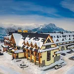 Отель Tatra 3*